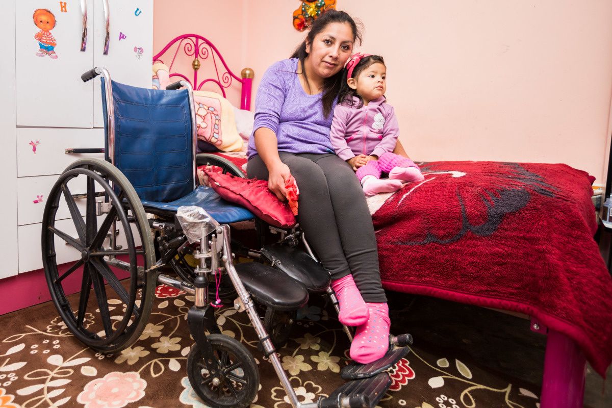 Des soins de réadaptation pour les personnes handicapées de Bolivie