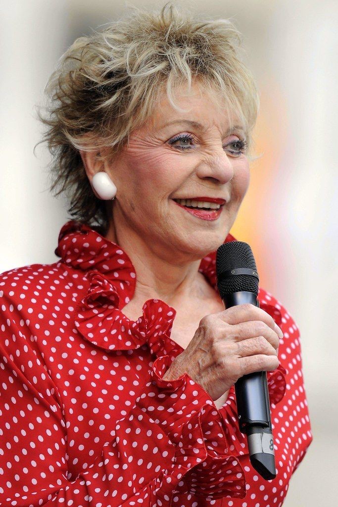Annie Cordy