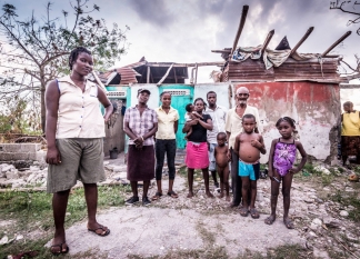 <h2><a href="https://www.handicapinternational.be/fr/actualites/soins-kits-durgence-et-appui-logistique-pour-les-haitiens">SOINS, KITS D'URGENCE ET APPUI LOGISTIQUE POUR LES HAÏTIENS</a></h2>

