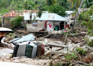 <h2><a href="/fr/actualites/haiti-fournir-une-aide-durgence-aux-survivants">Haïti : fournir une aide d'urgence aux survivants</a></h2>
