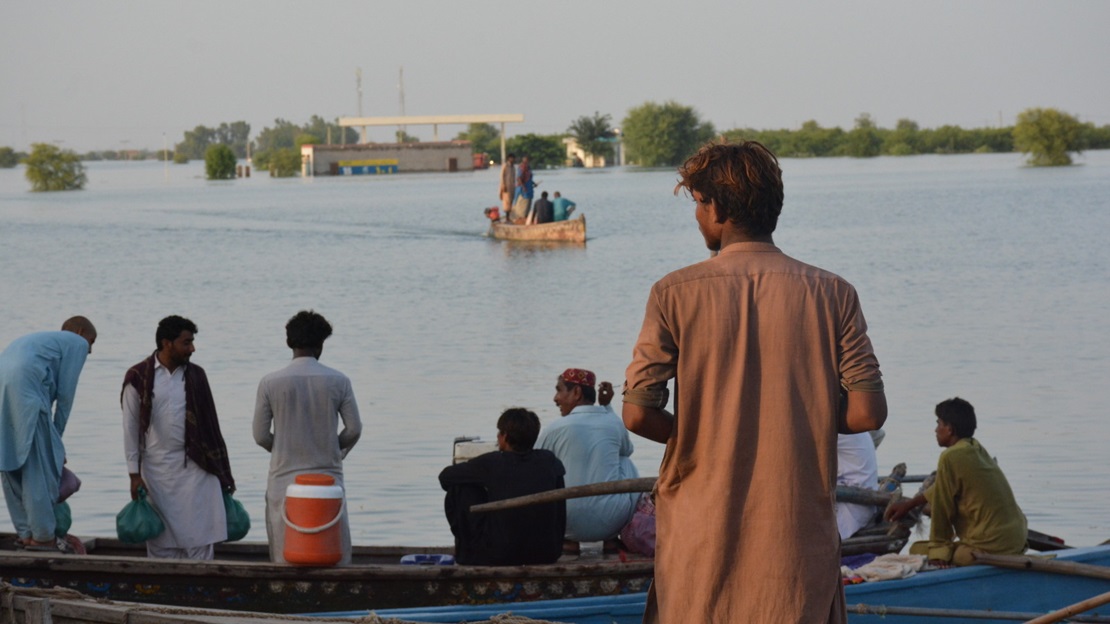 Noodhulp in Pakistan na overstromingen