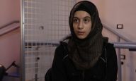 Rema, 13 ans, a été amputée de la jambe durant le séisme qui a frappé la Turquie et le Nord-Ouest de la Syrie. Suivie au sein de l’hôpital Aqrabat, partenaire de HI, elle vient de recevoir sa première prothèse 