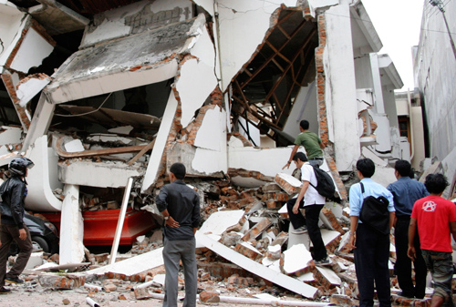 aardbeving in Padang Indonesië